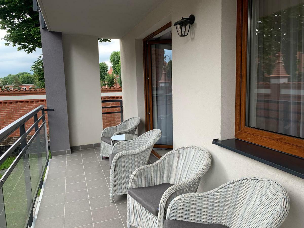 Apartament Zacisze Rose Gold Malbork Bagian luar foto