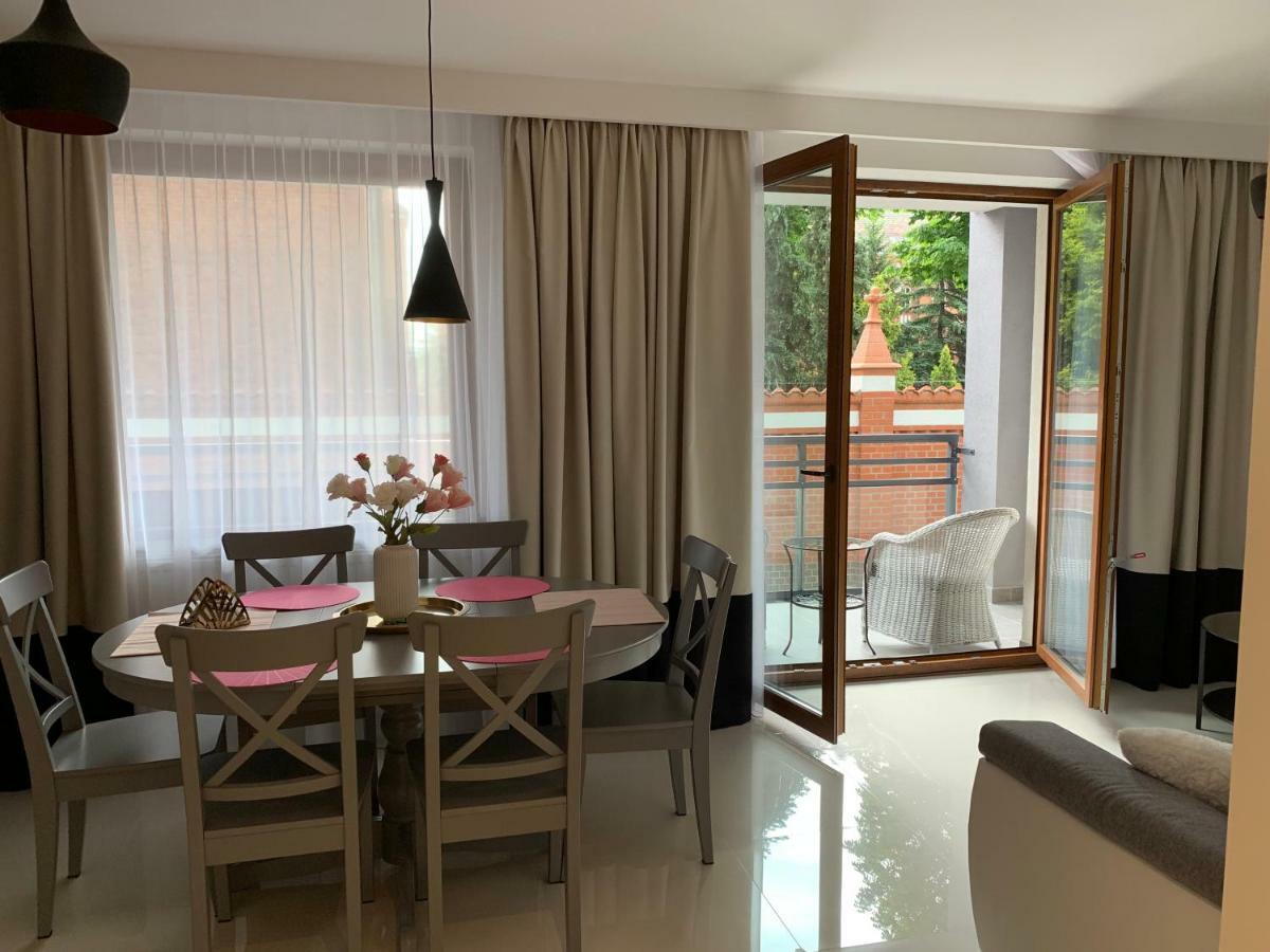 Apartament Zacisze Rose Gold Malbork Bagian luar foto